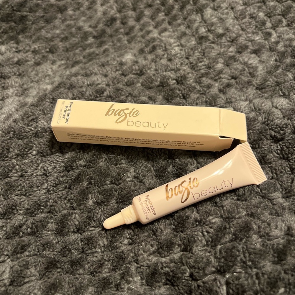 NWT Basic Beauty eyeshadow primer - Picture 5 of 5